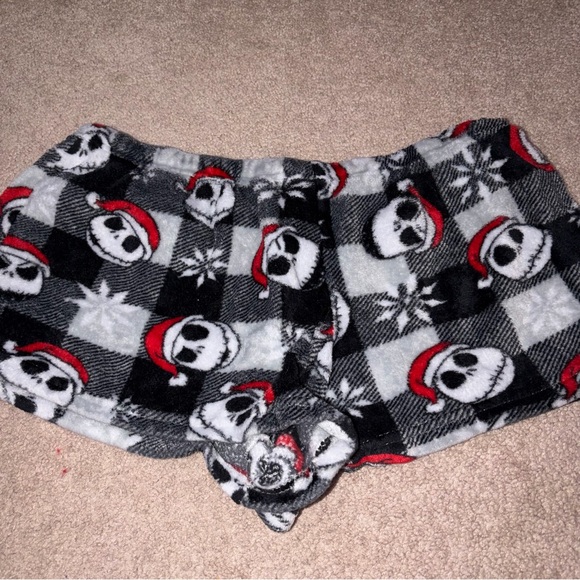 Disney Soft & Fuzzy Plaid Nightmare Before Christmas Jack Skellington PJ Shorts - Picture 4 of 5